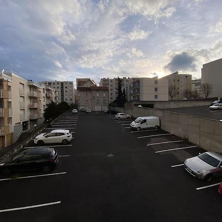 Ferienwohnung Grand F3 Tres Lumineux, Proche Gare, Avec Parking Proudhon Clermont-Ferrand Exterior foto